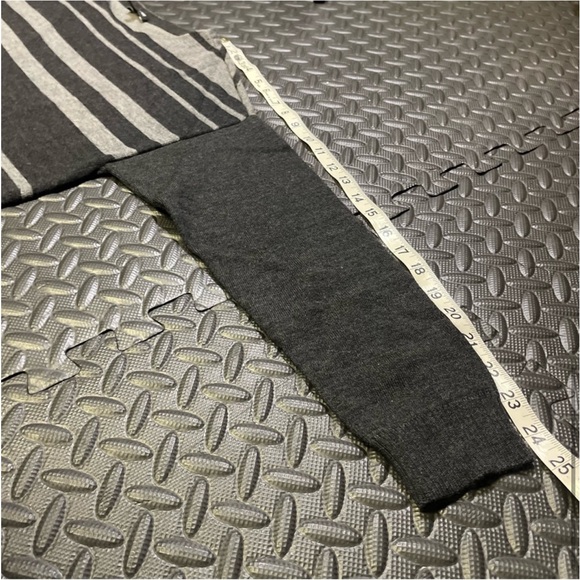 Eileen Fisher Sweater Wool Blend Top Stripe Black Grey Size Medium - Picture 9 of 9